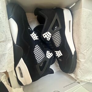 Size 9 - Air Jordan 4 Retro White Thunder